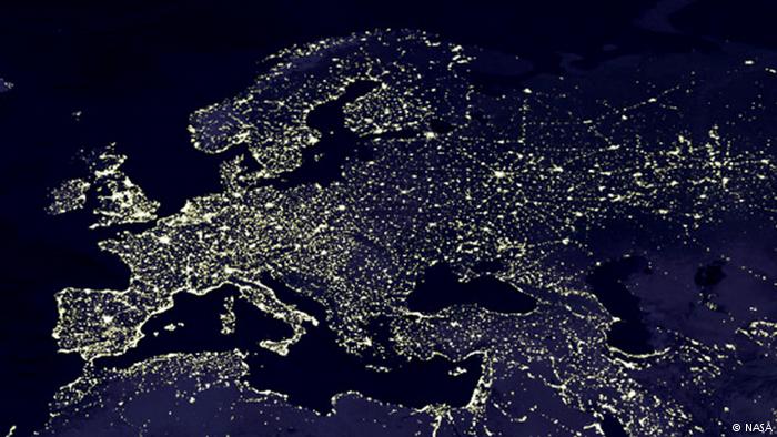 Europa bei Nacht (NASA)