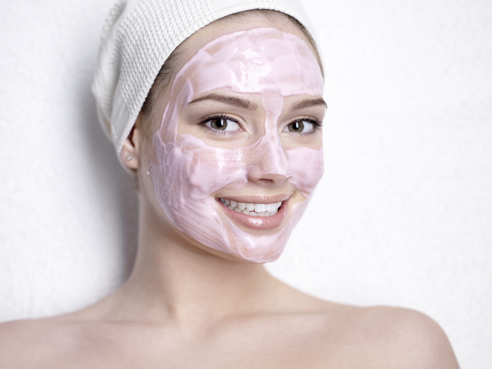 Jelly Face Masks Continue To Be One Of The Hottest Skin Care Treatments. 